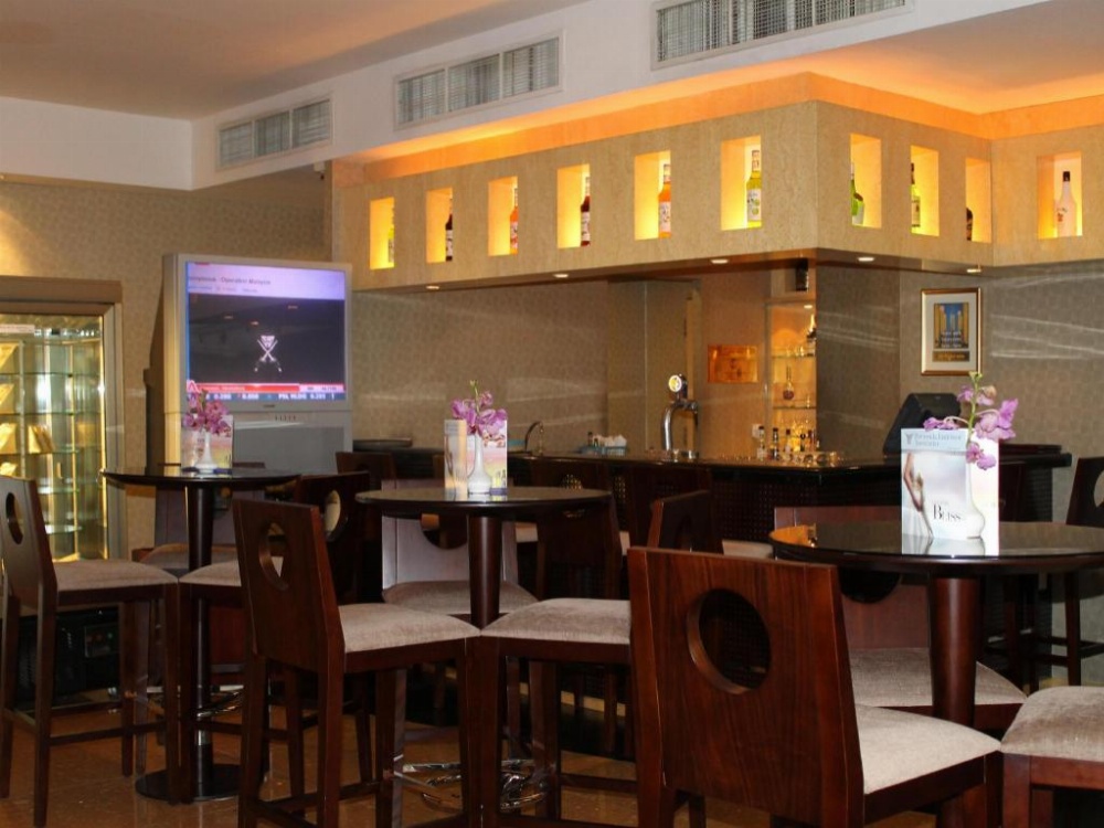 Peninsula Excelsior Singapore, A Wyndham Hotel Main image